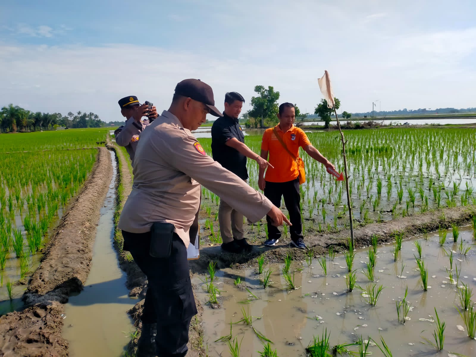 Reaksi Cepat, Kapolsek Firdaus Langsung Turun ke TKP Penemuan Mayat Seorang Petani